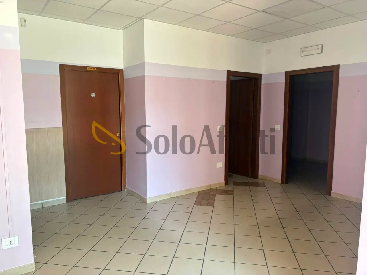Negozio in Via Contardo Ferrini 42, Samarate, {3} - Foto 2