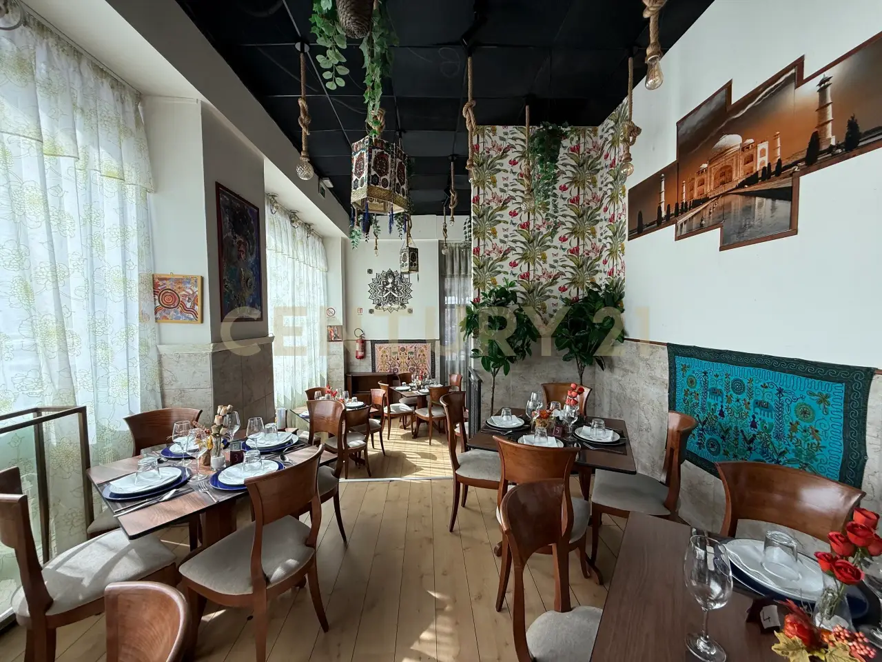 Ristorante in Piazza Papa Giovanni XXIII 1, Catania, {3} - Foto 2