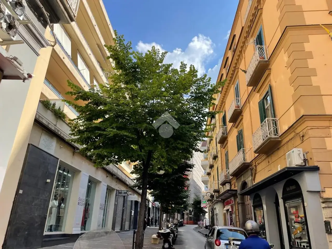 Negozio in Via Via Roma 28, Castellammare Di Stabia, {3} - Foto 2