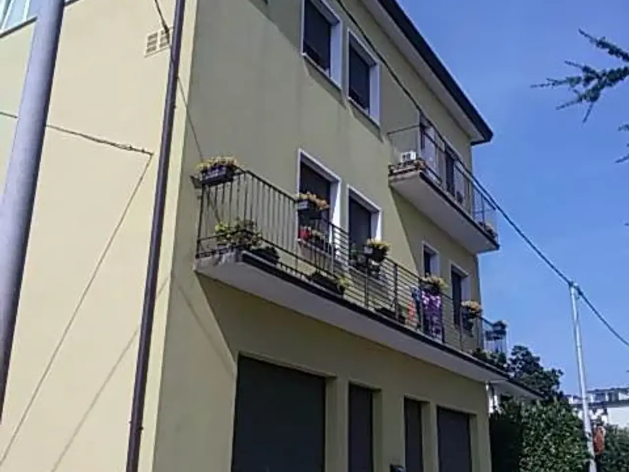 Negozio in , Treviso, {3} - Foto 1