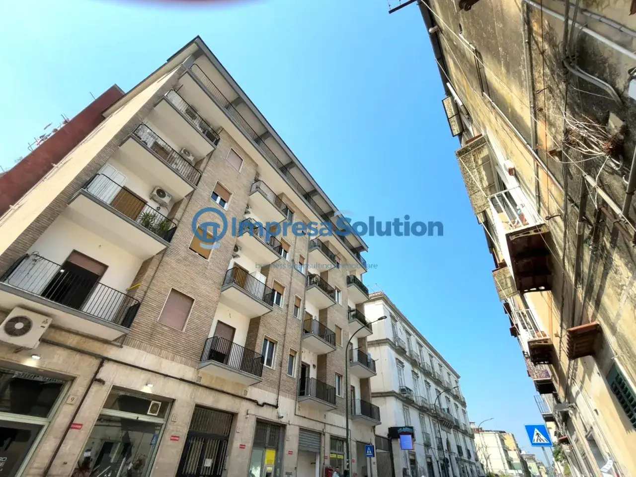 Negozio in Via Nuova San Rocco, Napoli, {3} - Foto 1