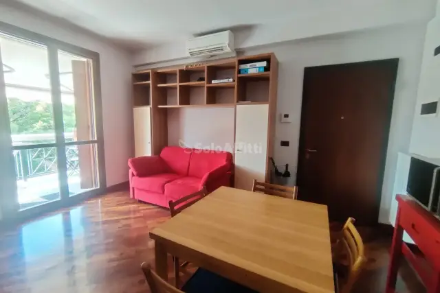 2-room flat in Viale del Piave 68, Brescia - Photo 1