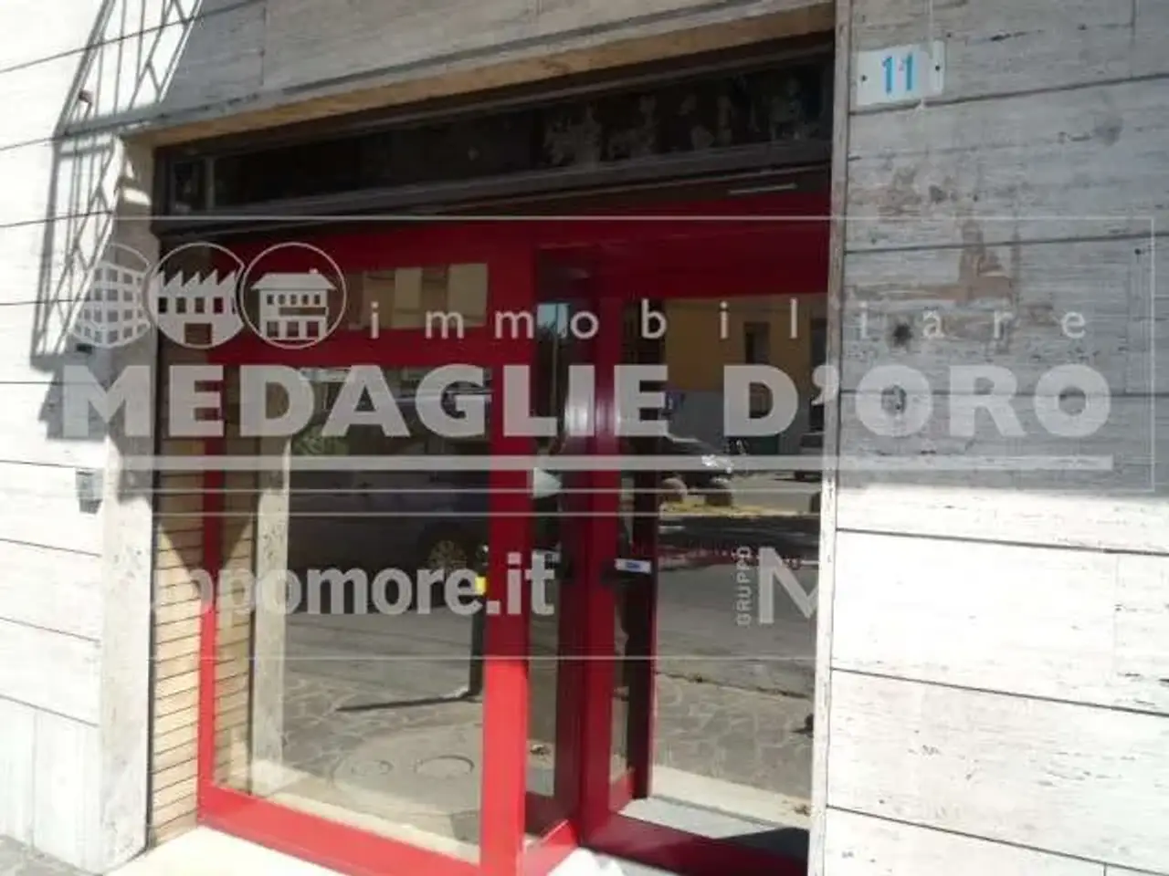 Negozio in Viale Don Minzoni 5, Modena, {3} - Foto 2