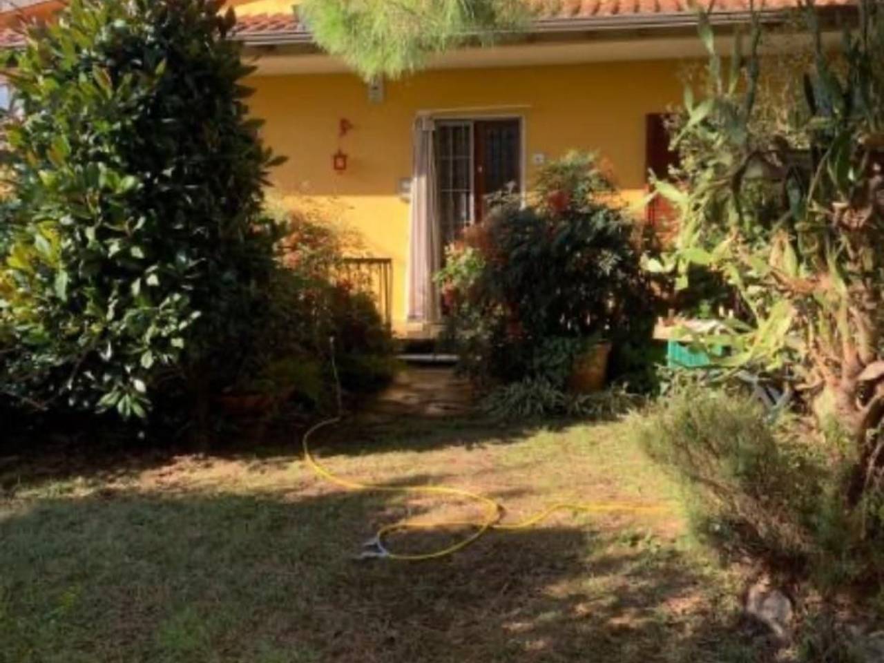 appartamento in vendita a Massa in zona Marina di Massa