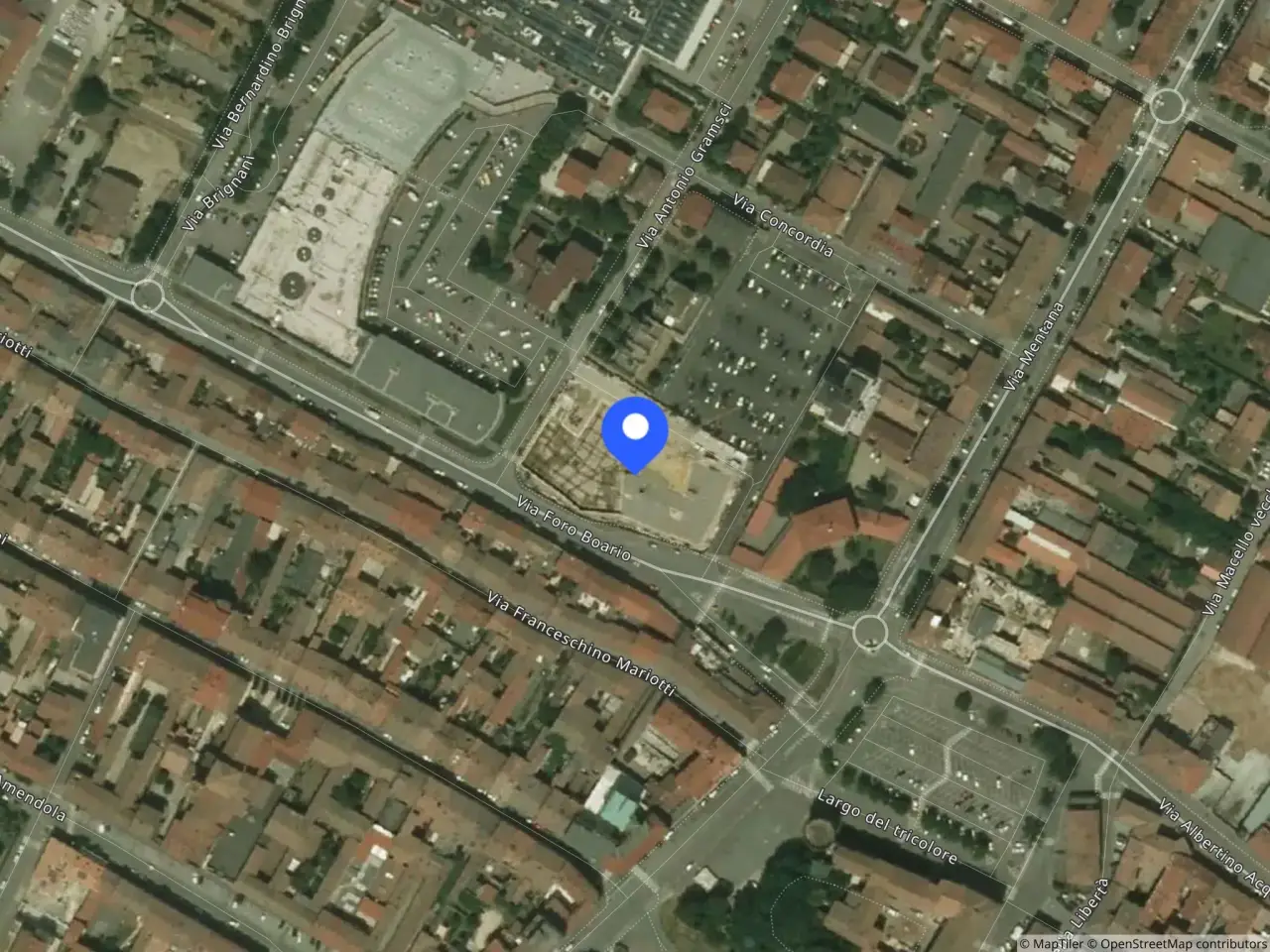 Fabbricato misto in Via Foro Boario 8/1 8, Lugo, {3} - Foto 1