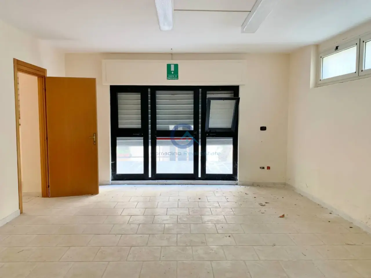 Magazzino in , Catanzaro, {3} - Foto 2