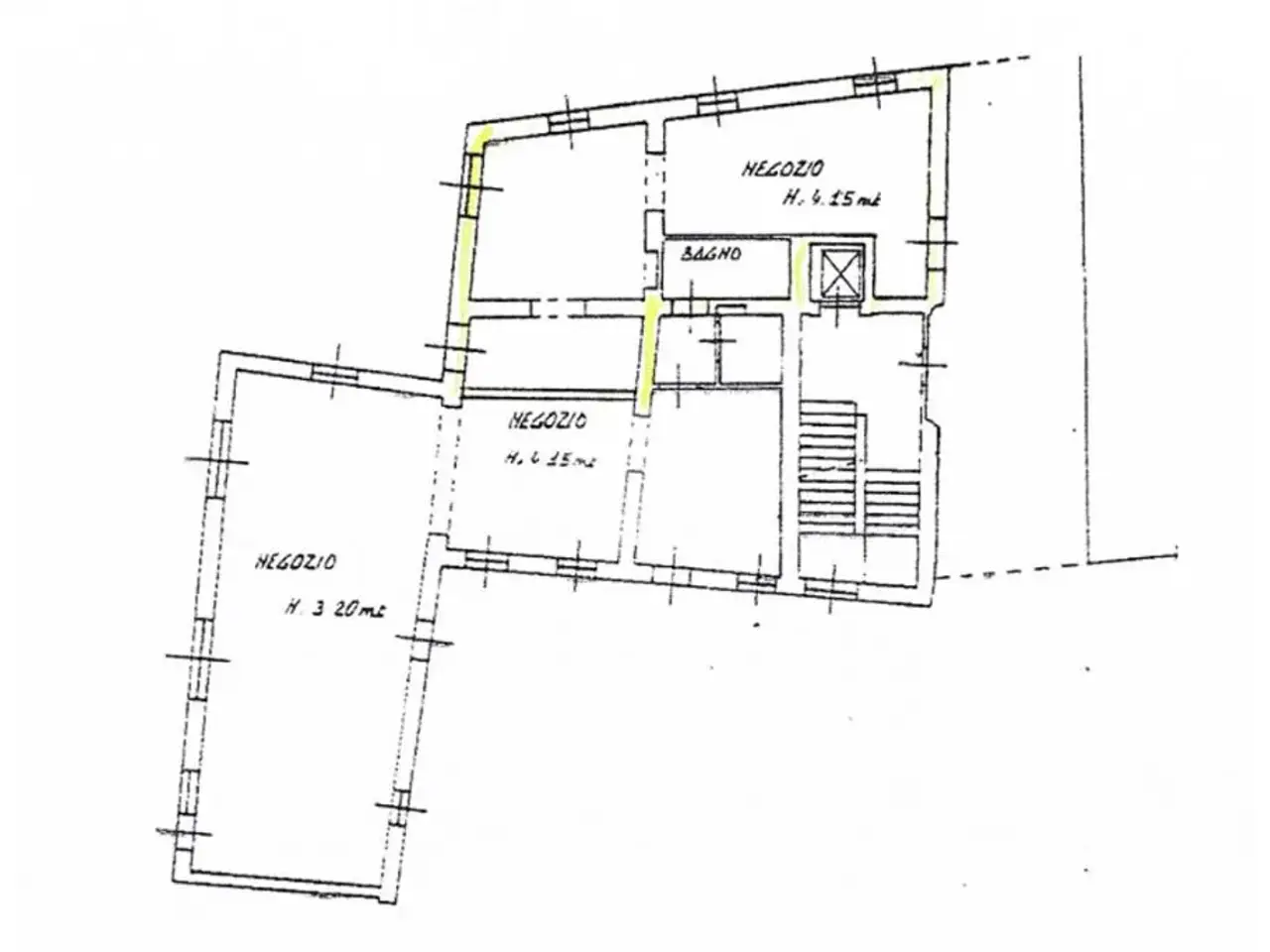 Negozio in Via Fratelli Galliari 1, Treviglio, {3} - Planimetria 1