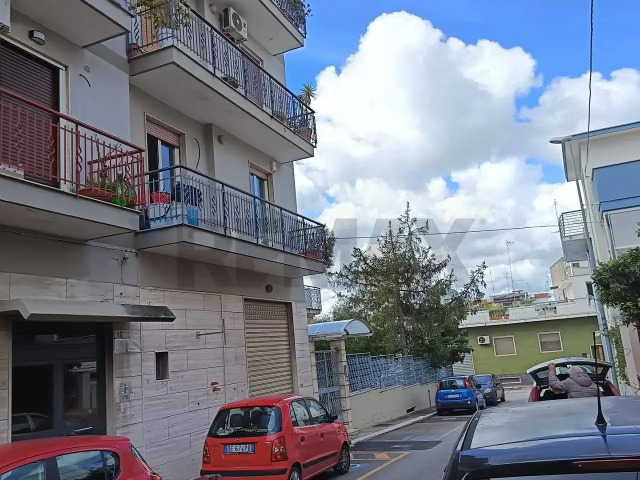 Magazzino in Via Pasubio 15, Triggiano, {3} - Foto 1