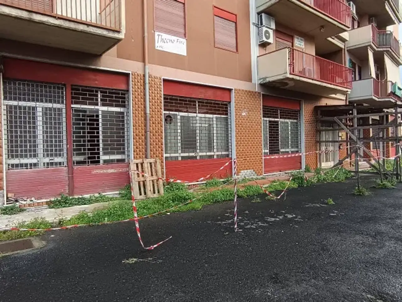 Negozio in , Carlentini, {3} - Foto 1