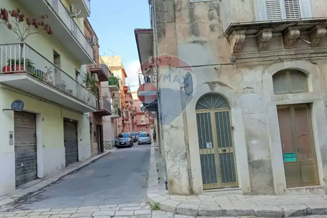 Einfamilienhaus in Via Solferino 7-9, Ragusa - Foto 1