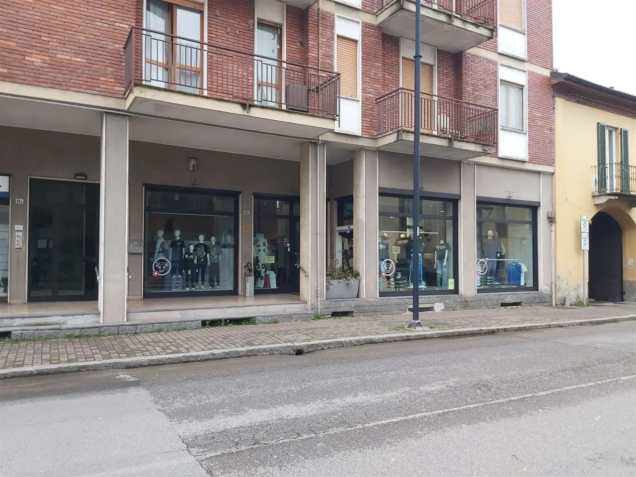 Negozio in Via Gramsci, Trezzo Sull'Adda, {3} - Foto 1