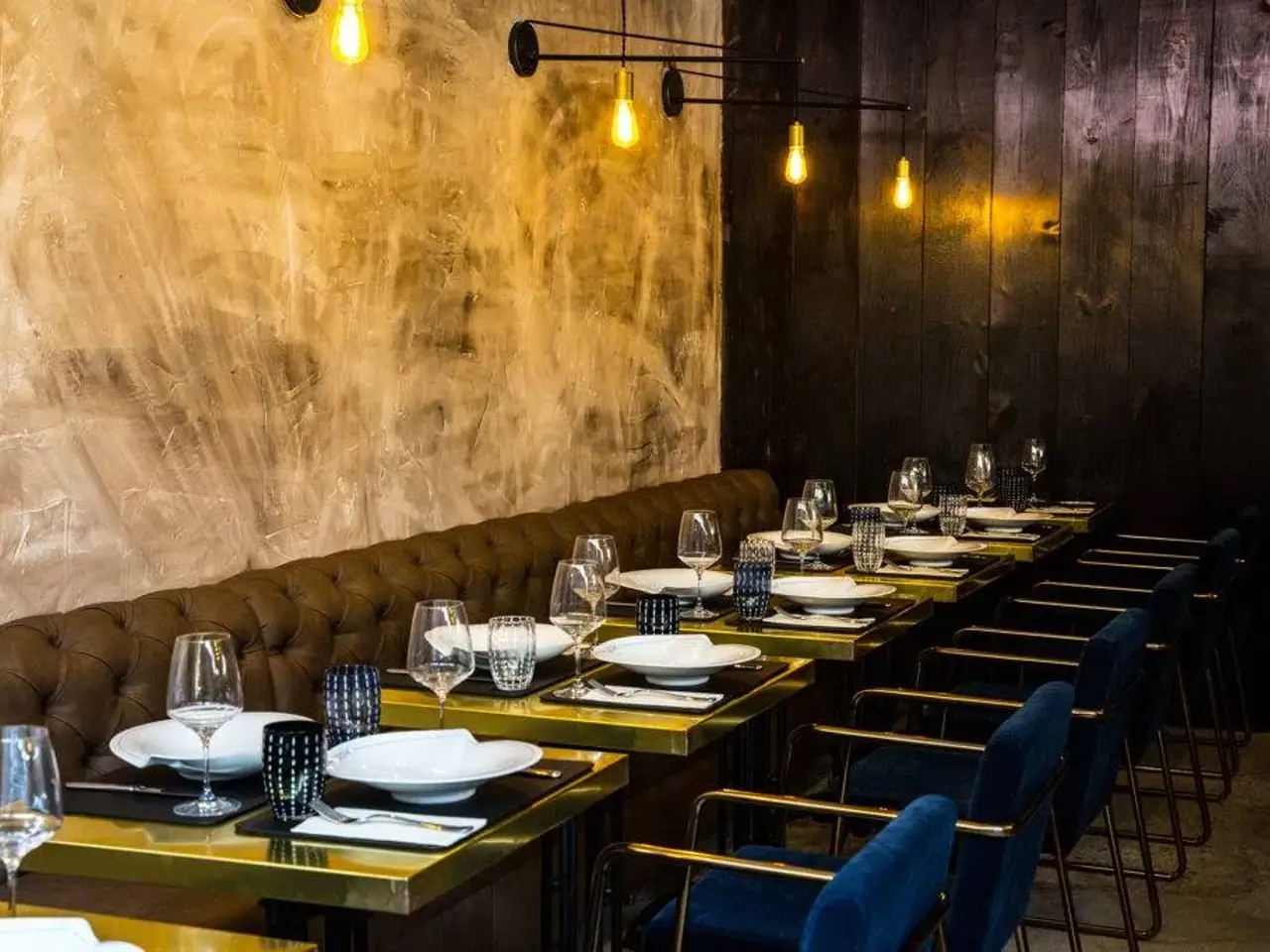 Ristorante in , Busto Arsizio, {3} - Foto 1