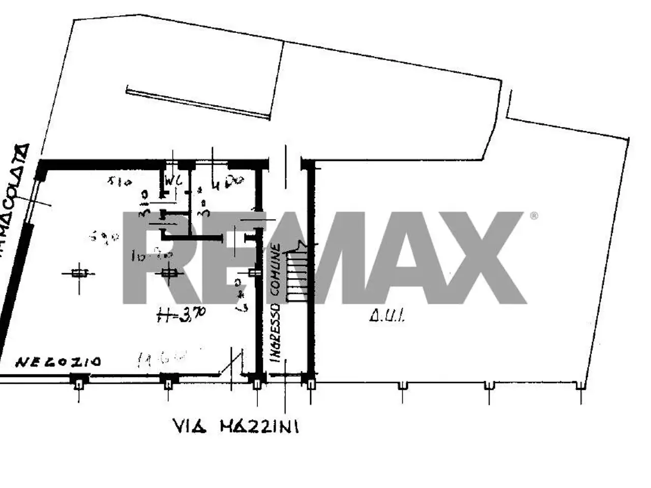 Negozio in Via Mazzini 14, Samarate, {3} - Planimetria 1