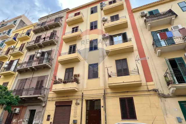 Quadrilocale in Via Antonio Marinuzzi 71 a, Palermo - Foto 1