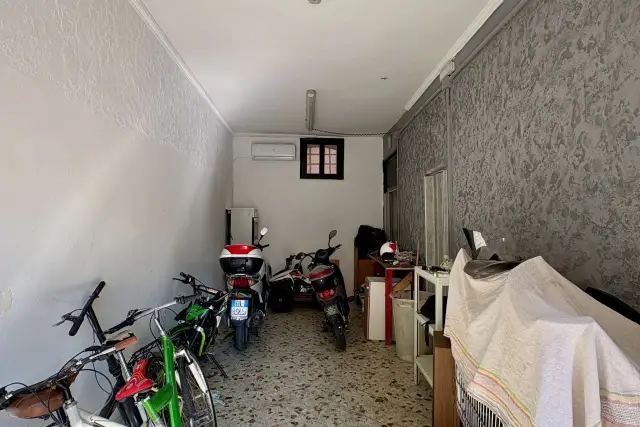 insertion image