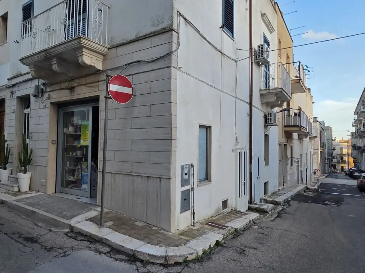 Negozio in Via Salandra 3, Cisternino, {3} - Foto 1
