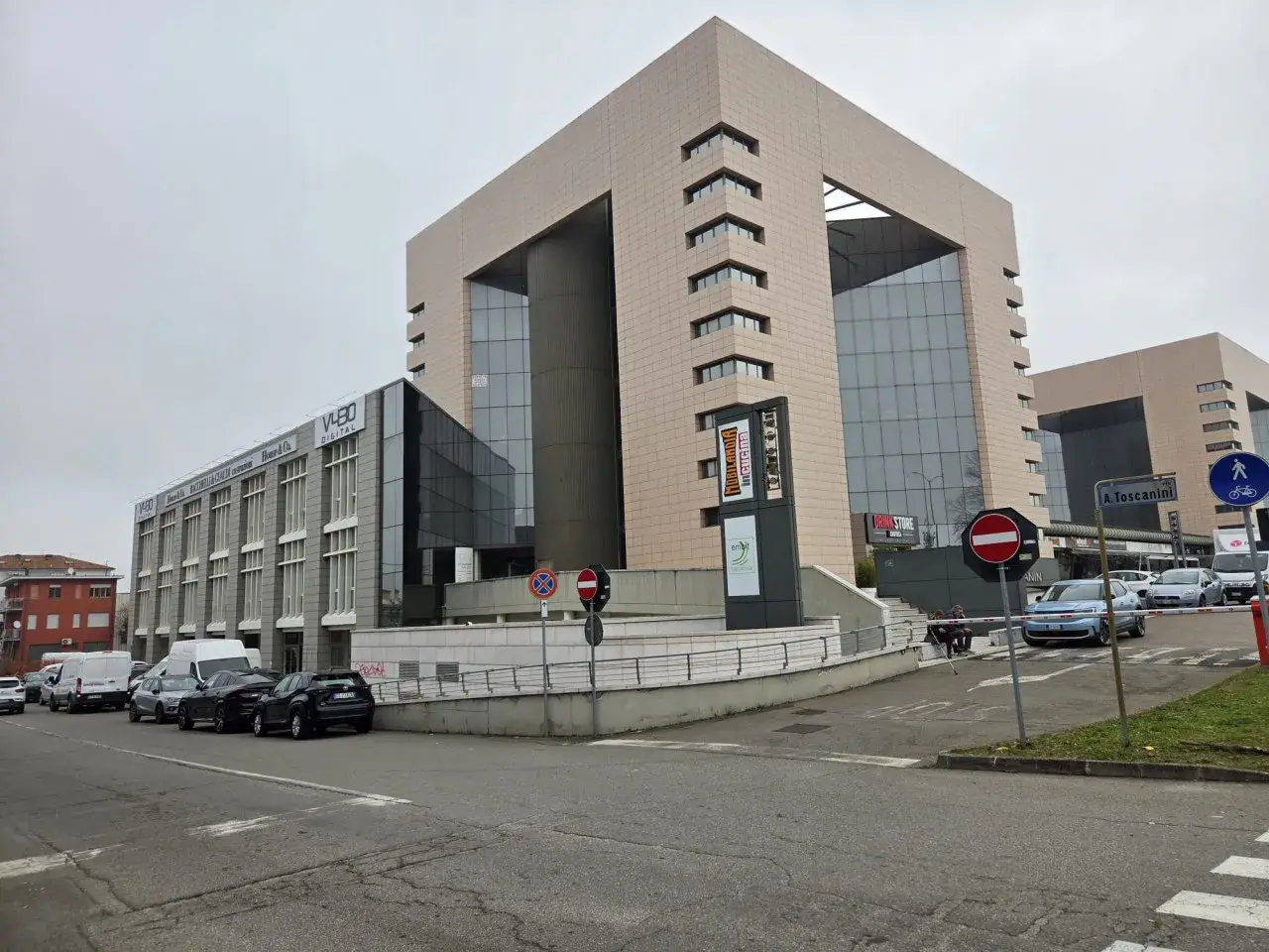 Laboratorio in Via Emilia Est 911, Modena, {3} - Foto 1