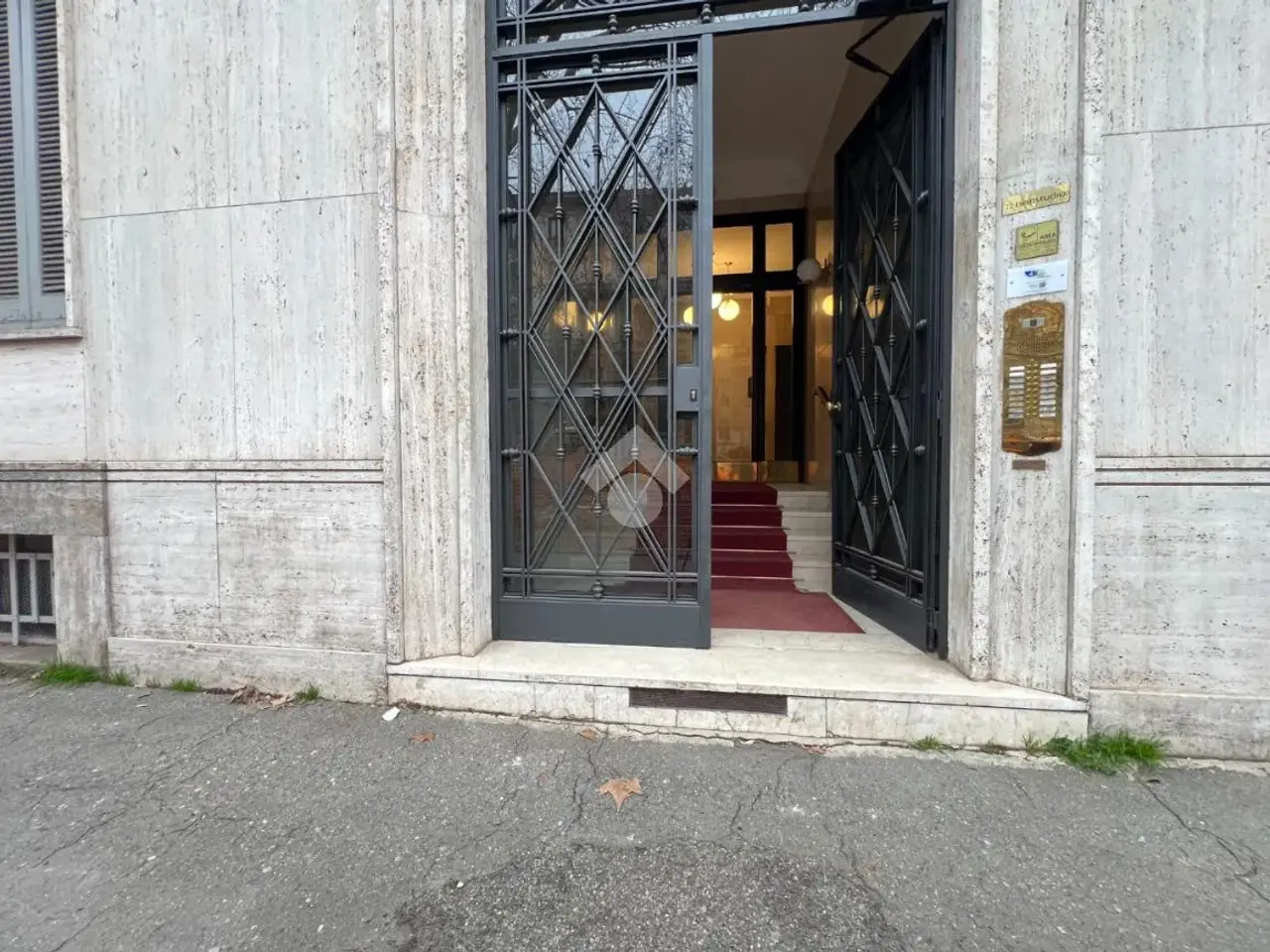 Ufficio in Via Antonio Canova 8, Milano, {3} - Foto 2