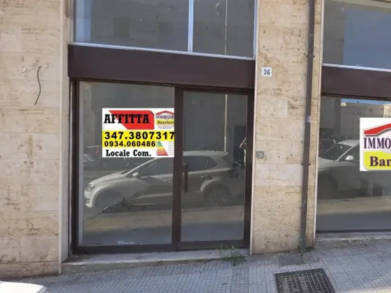 Negozio in Viale Sicilia, Caltanissetta, {3} - Foto 1