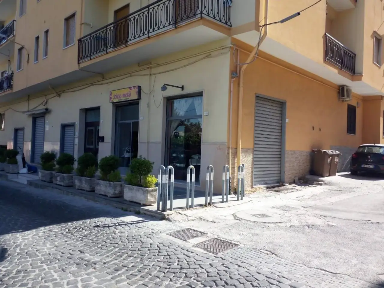 Locale commerciale in Via Croce Malloni, Nocera Superiore, Salerno, Nocera Superiore, {3} - Foto 2