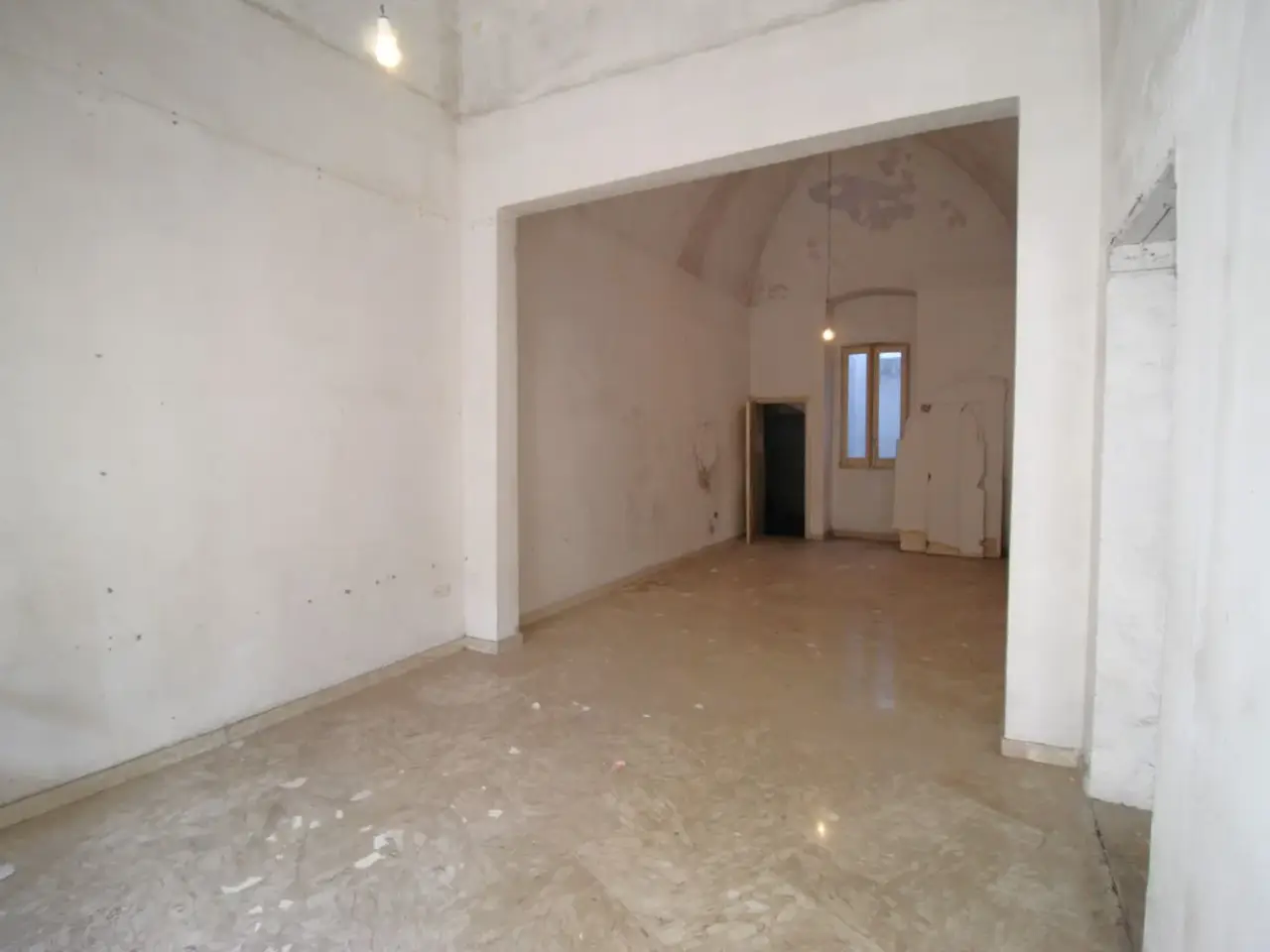 Locale commerciale in Via XX Settembre, 134, Galatone, Italia, Galatone, {3} - Foto 1
