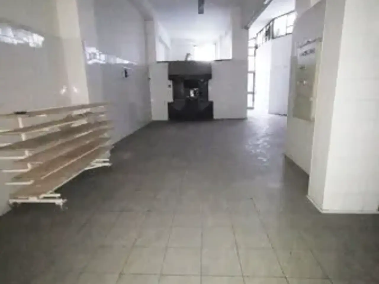 Negozio in Viale Don Luigi Sturzo 204, Giarre, {3} - Foto 2