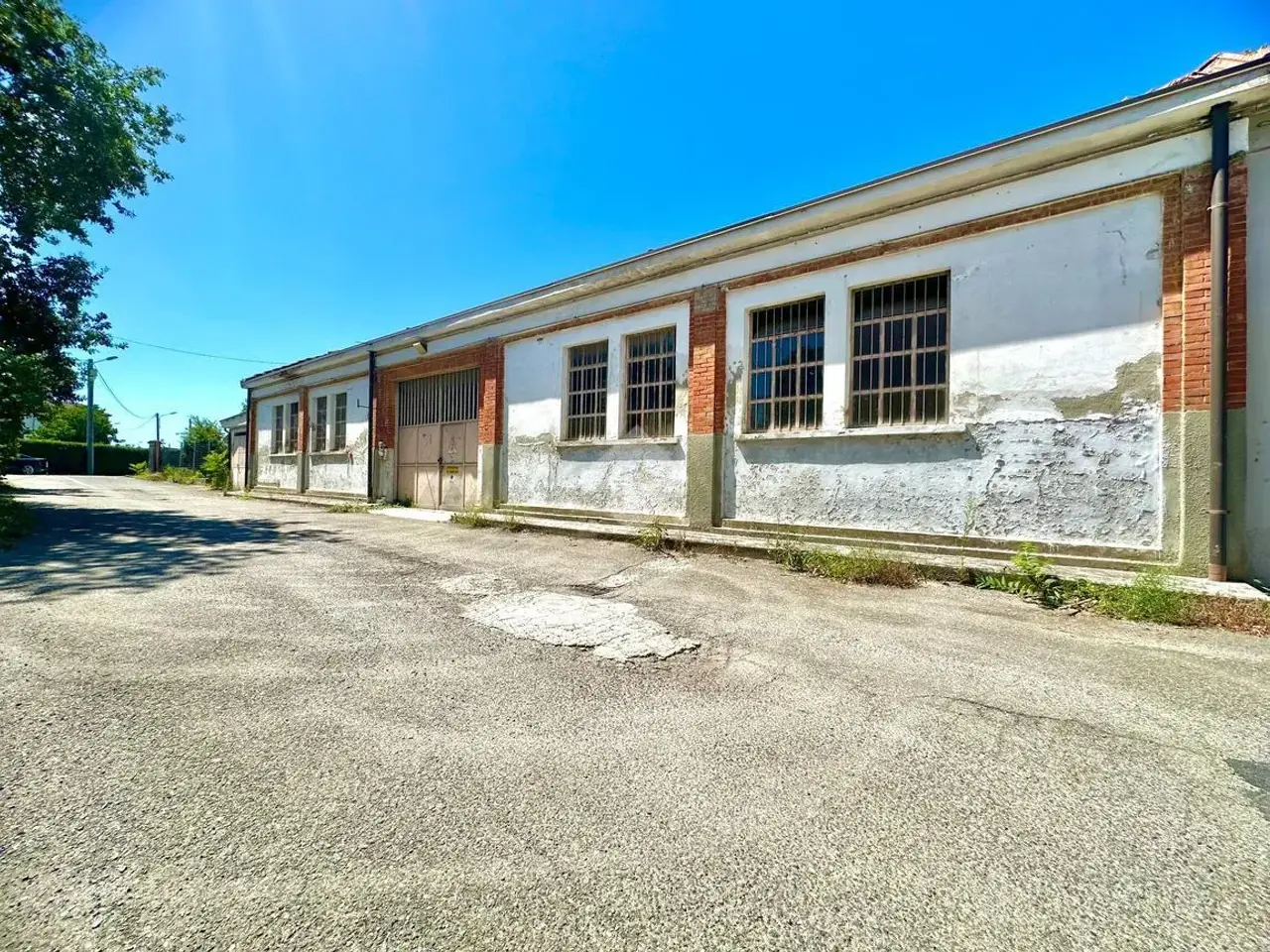 Magazzino in Via Pernigotti, Tortona, {3} - Foto 1