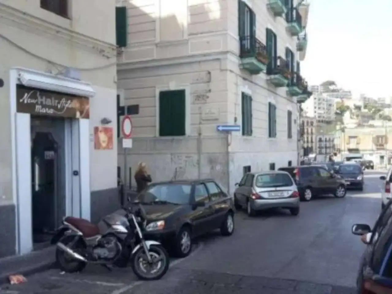 Locale commerciale in Via Posillipo Napoli, Napoli, {3} - Foto 1