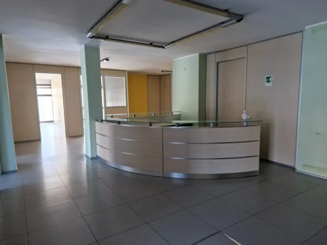 Ufficio in Via Pietro Giardini, Modena, {3} - Foto 1