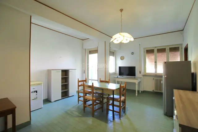 Vierzimmerwohnung in Viale della Carriera 26, Fermo - Foto 1