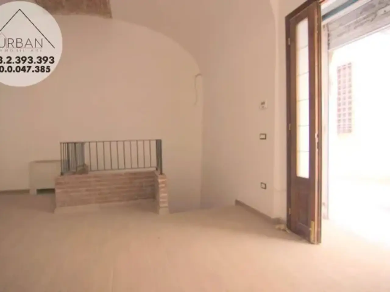 Negozio in Via Crispomonti 9, L'Aquila, {3} - Foto 2