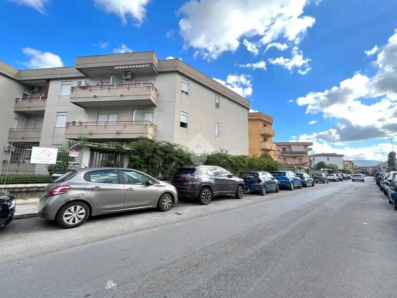 Ufficio in Via Emanuele Oliveri Mandalà 35, Palermo, {3} - Foto 1
