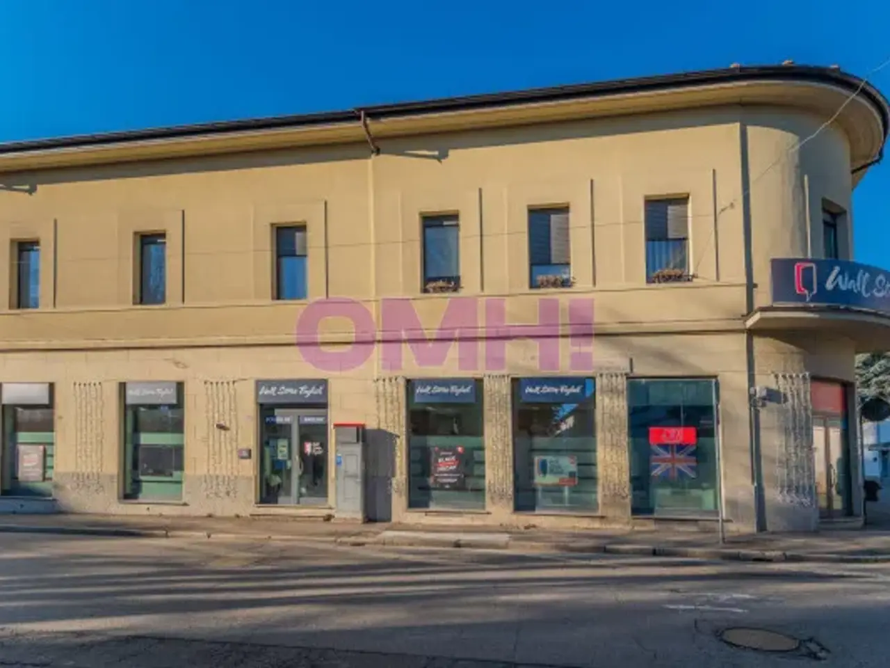 Negozio in Vespri Siciliani 1, Busto Arsizio, {3} - Foto 1