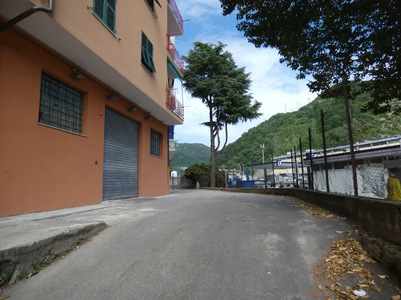 Palazzina commerciale in Via Piacenza, Genova, {3} - Foto 2