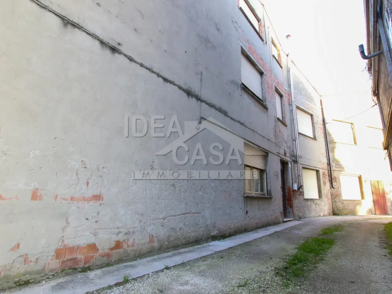 Locale commerciale in Via Contotta, Malcantone, San Giacomo delle Segnate, Unione dei Comuni Isola Mantovana, Mantova, Lombardia, 46020, Italia, San Giacomo Delle Segnate, {3} - Foto 1