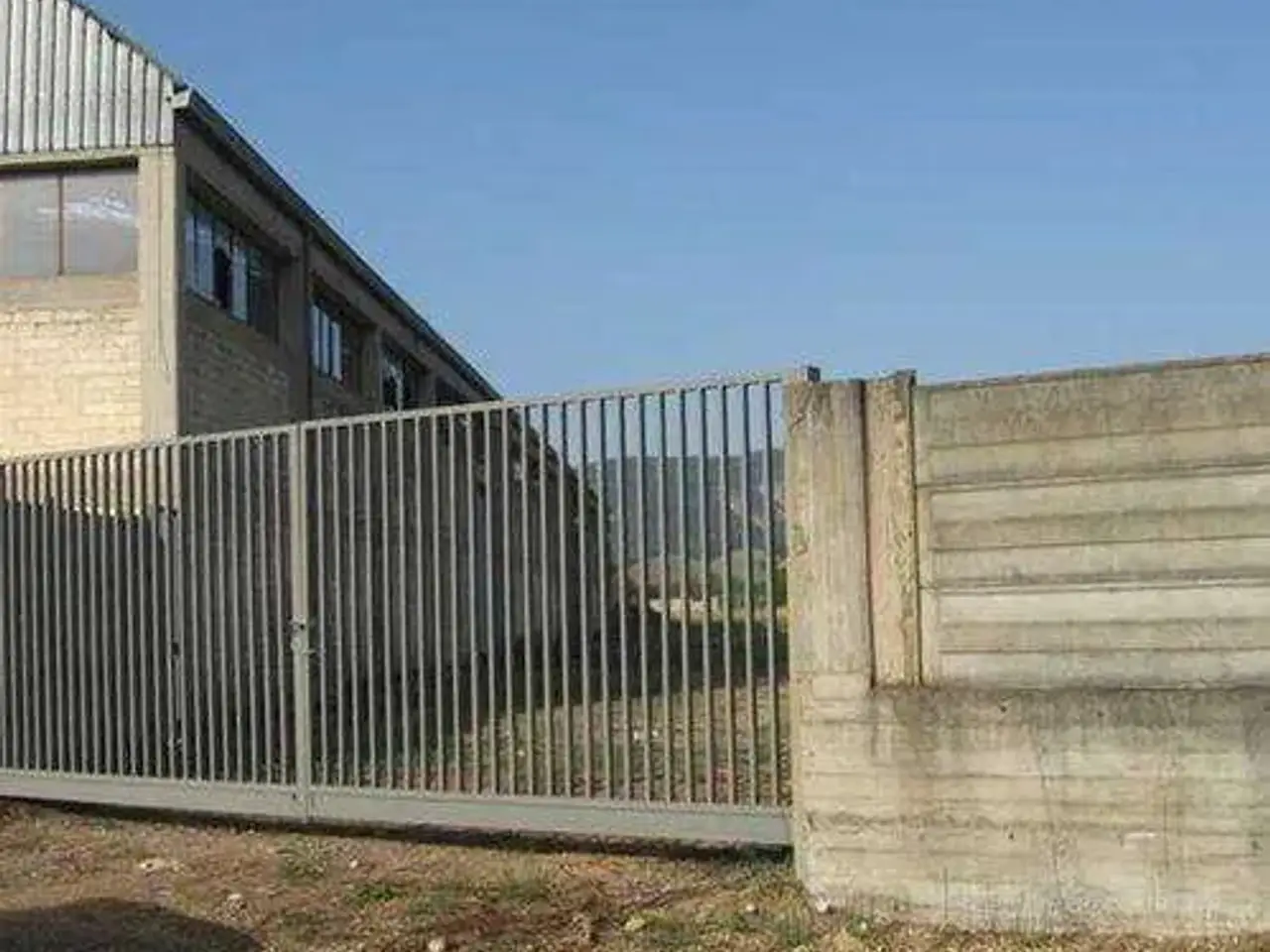 Palazzina commerciale in Strada Provinciale Ex 175, Montescaglioso, {3} - Foto 1
