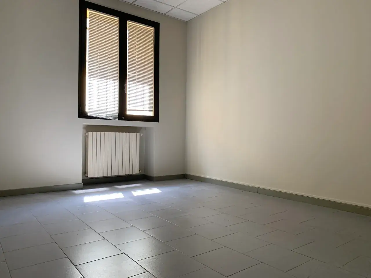 Ufficio in Via Trieste 5, Parma, {3} - Foto 2