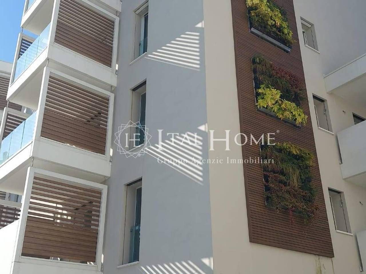 immagine annuncio 1 di 8