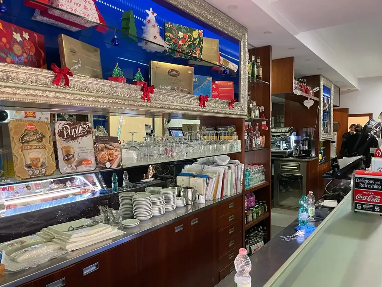 Esercizio commerciale in Via delle Baleniere 49, Roma, {3} - Foto 2