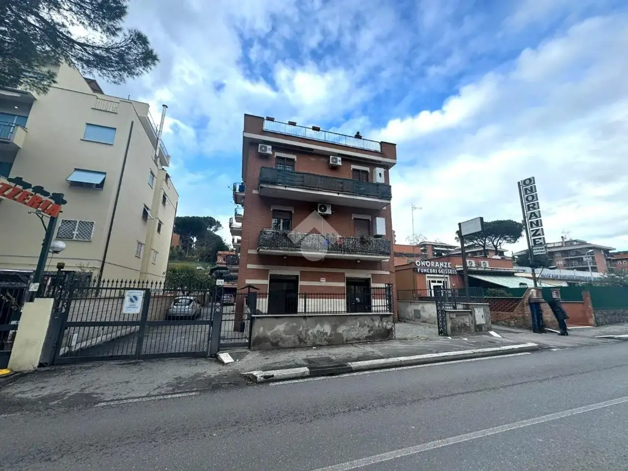 Negozio in Via della Pisana 226, Roma, {3} - Foto 2