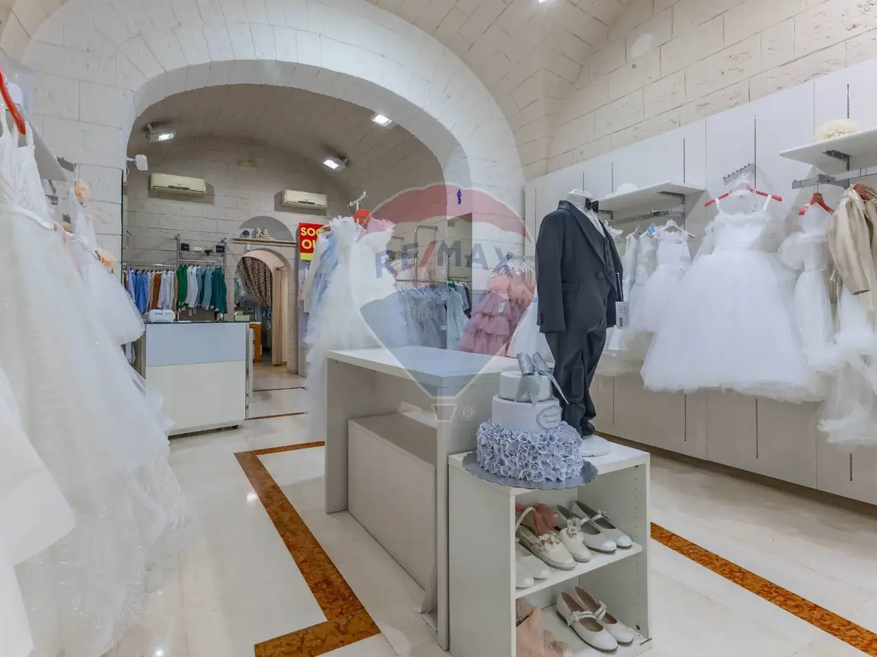 Negozio in , Bari, {3} - Foto 1
