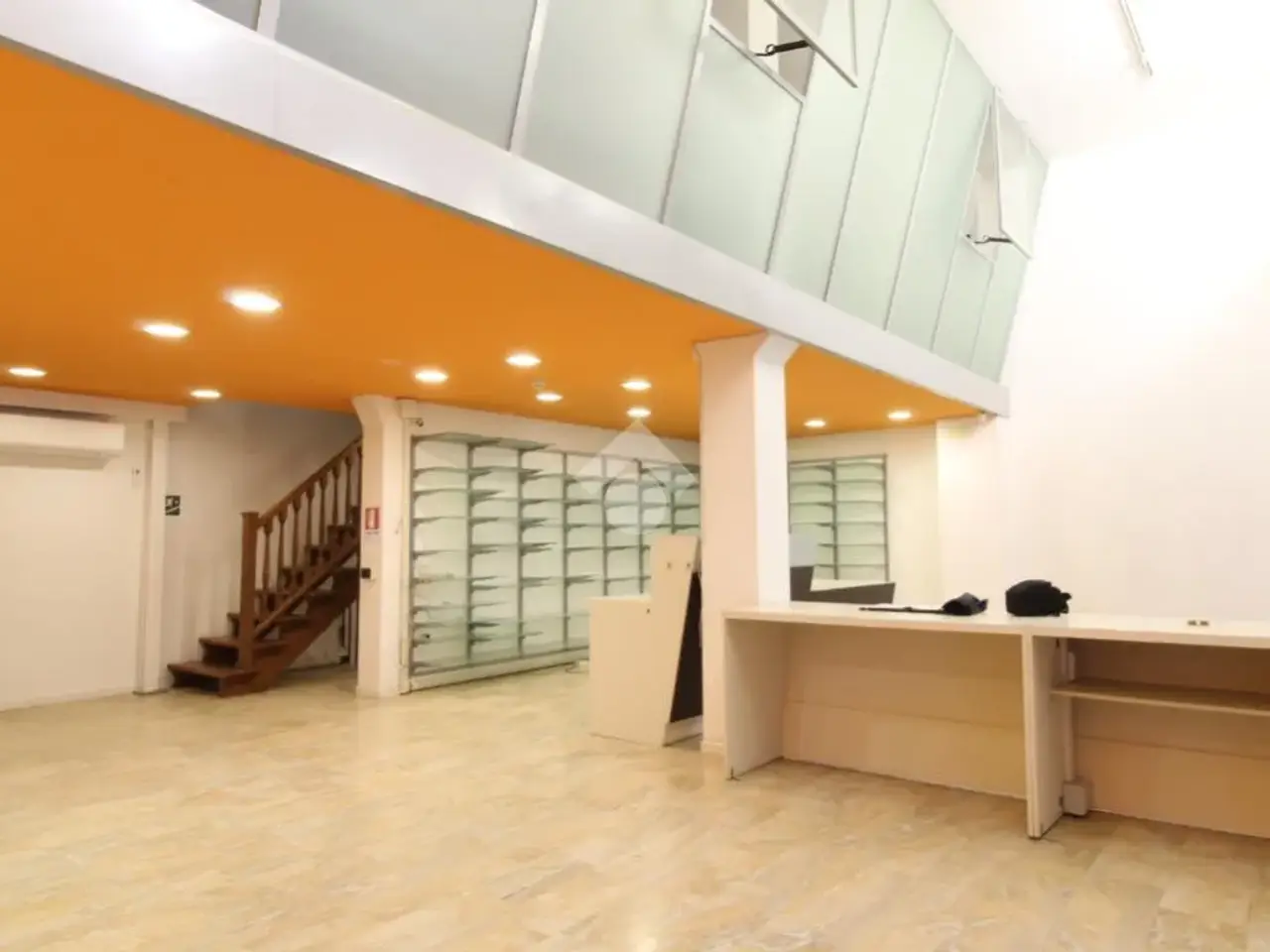 Negozio in Via Ognissanti 58, Padova, {3} - Foto 1