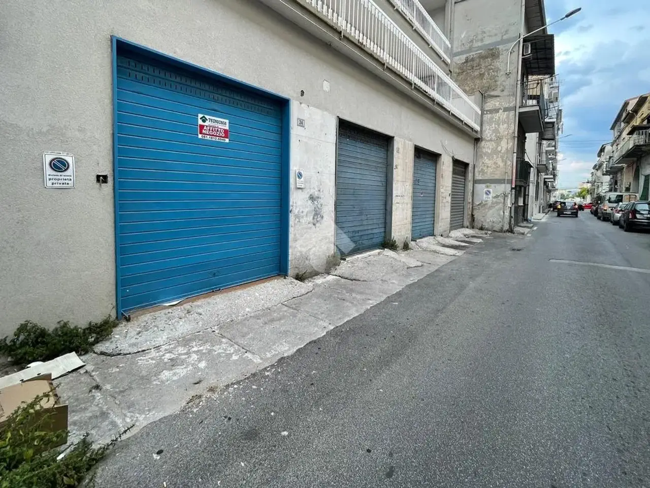 Negozio in Via Canonico a. Giordano 28, Frattamaggiore, {3} - Foto 2