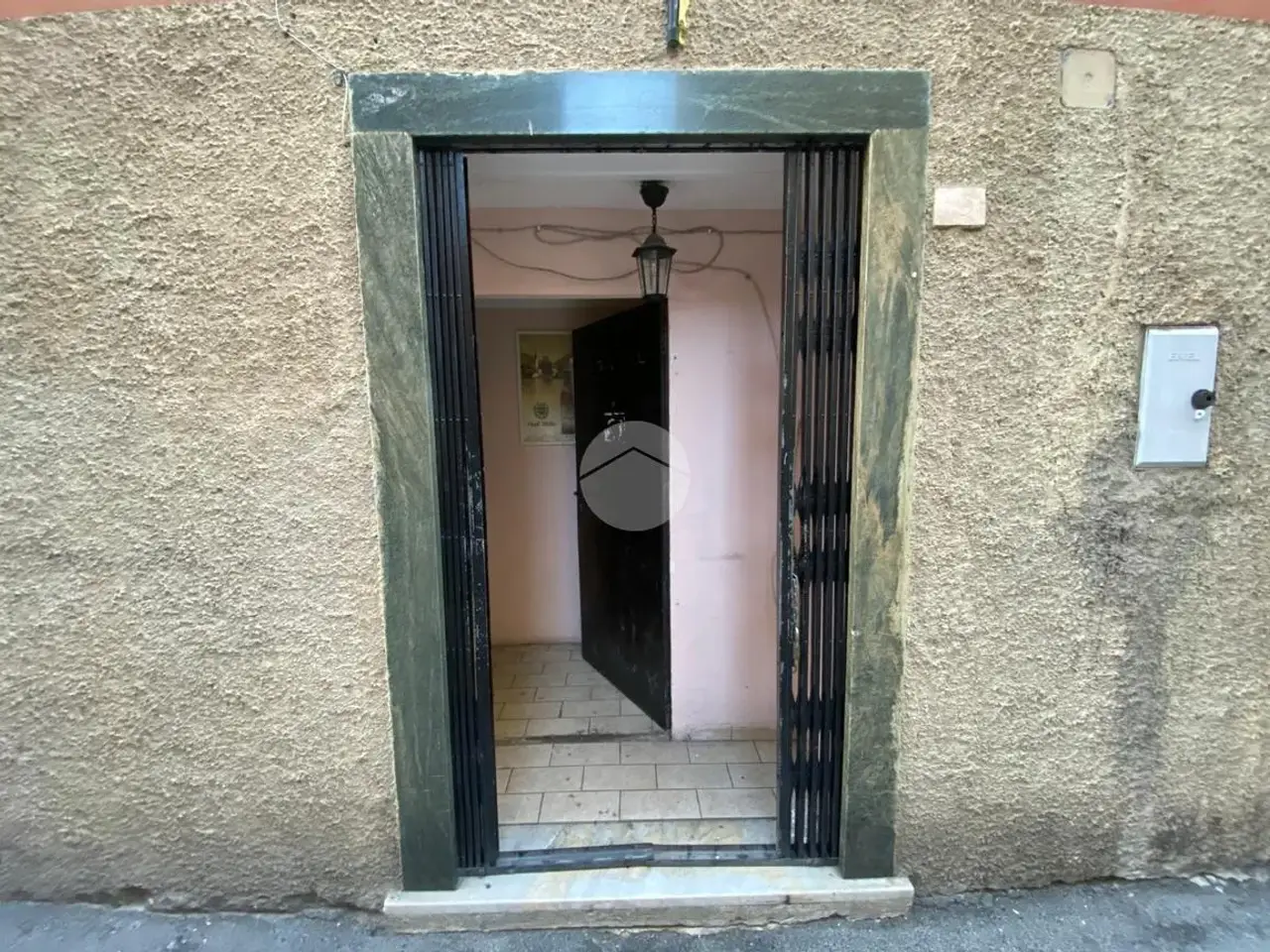 Negozio in Via Donizzetti 119, Genova, {3} - Foto 2