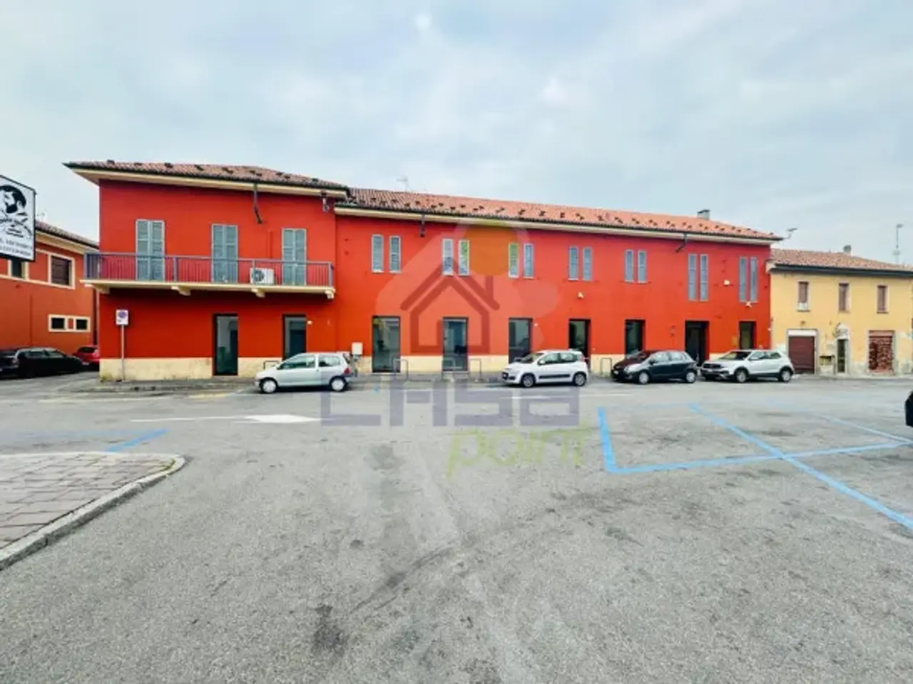 Negozio in Piazza Vittorio Veneto 8, Sant'Angelo Lodigiano, {3} - Foto 2
