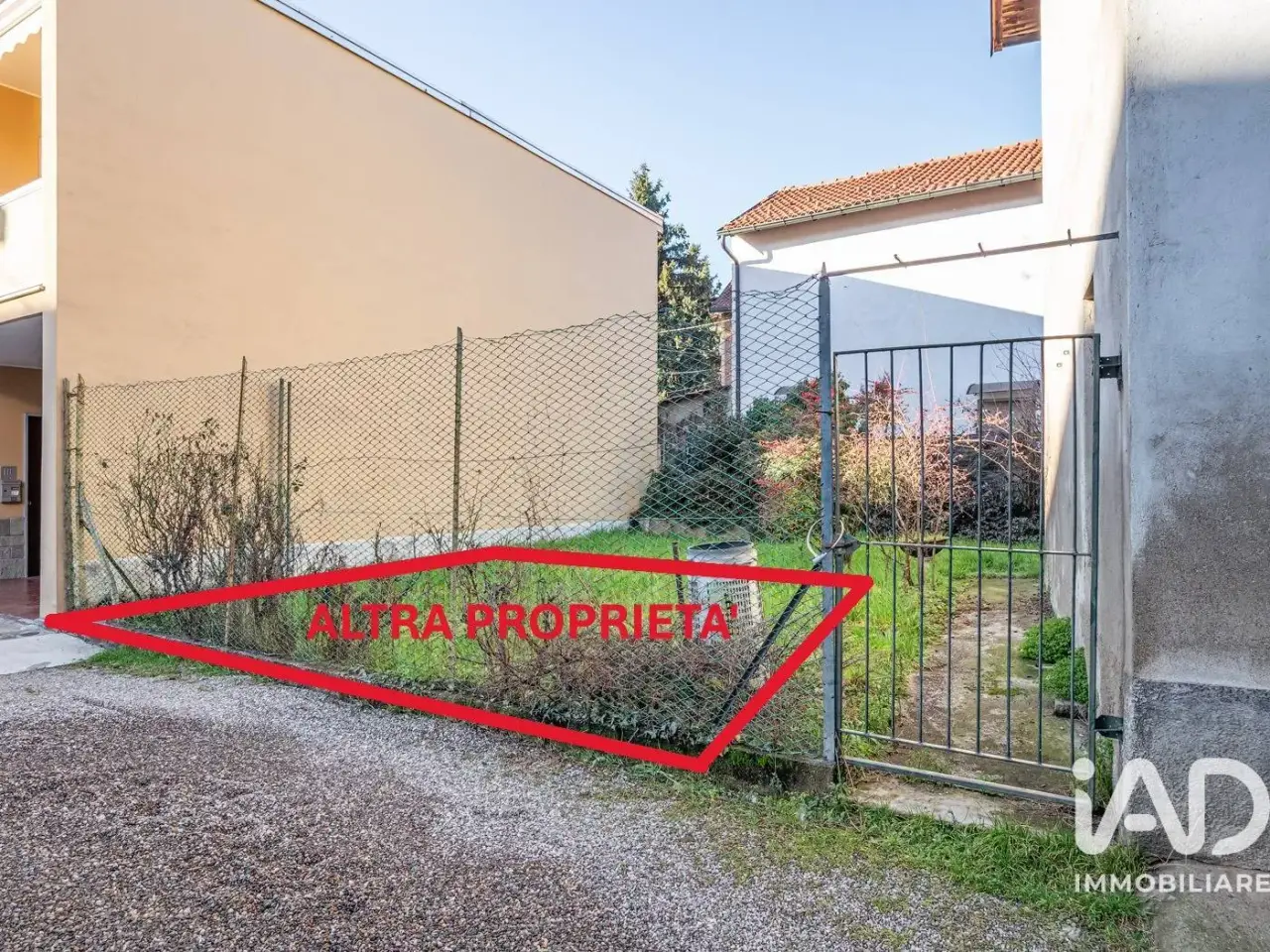Magazzino in Via Piave 12, Rovello Porro, {3} - Foto 2