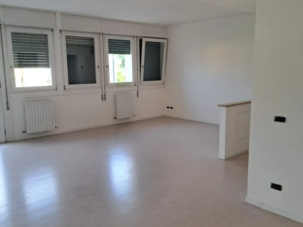 Ufficio in Via Roma, Noventa Padovana, {3} - Foto 1