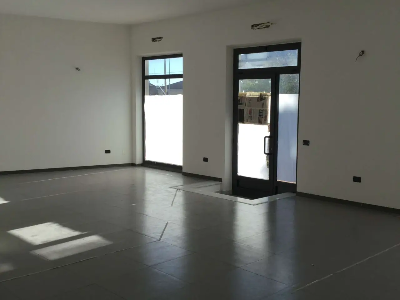 Negozio in , Sarzana, {3} - Foto 2