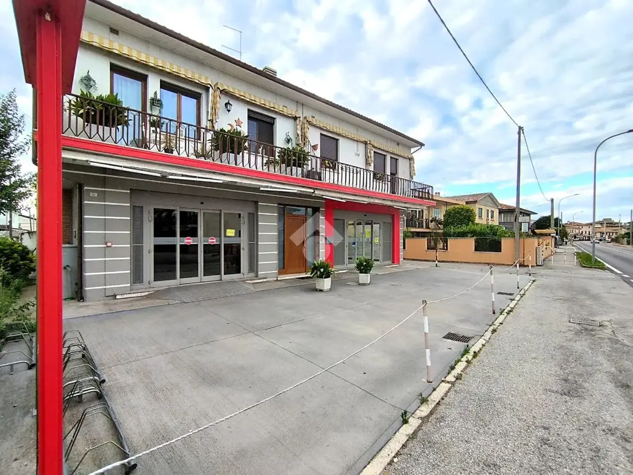 Negozio in Viale Vittorio Veneto, Carbonera, {3} - Foto 2