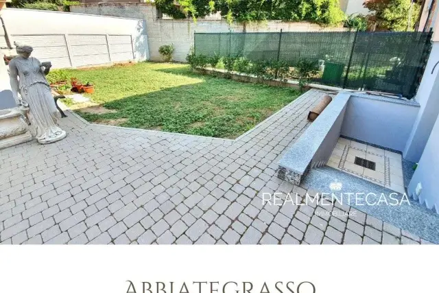 Villa in Via Francesco Giramo, Abbiategrasso - Foto 1